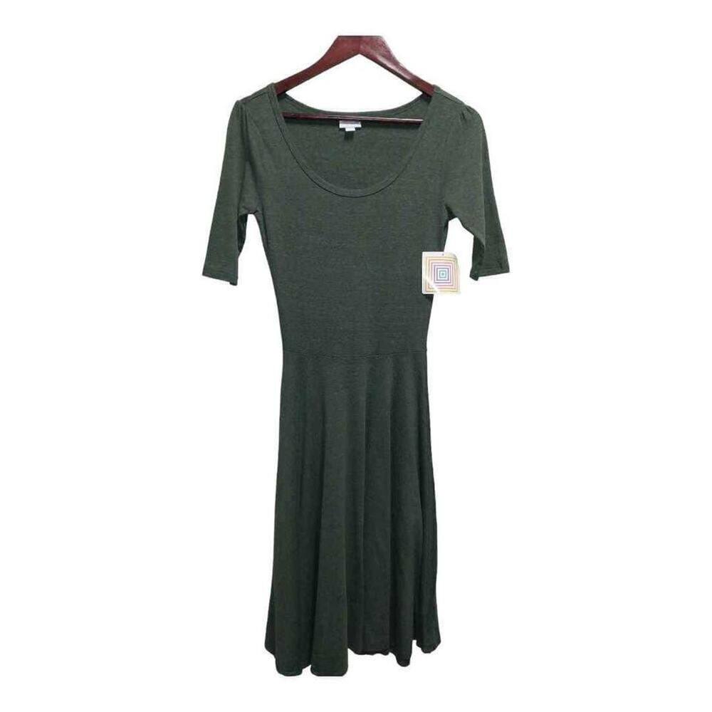 NWT Short sleeve green dress with tribal design by LuLaRoe Size XS‎